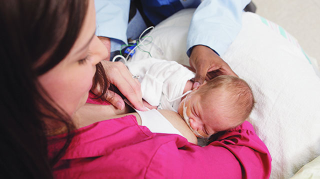 Here's Why You Shouldn't Give Up On Breastfeeding Your Preemie