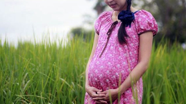 Report: One in 10 Filipino Girls Aged 15 to 19 Is Already a Mom