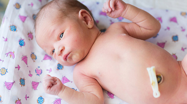 How to Care and Clean Your Newborn's Pusod