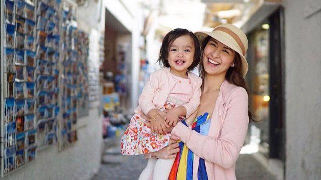 Zia Is Twinning With Mom, Posing for Dad, and Dancing in Europe!
