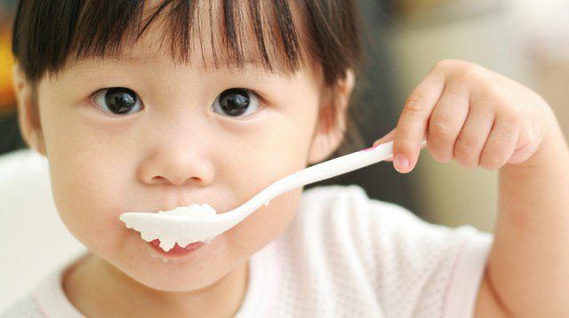 8 Ways To Lessen Mealtime Battles With Your Toddler: 'No Beverages Between Meals'