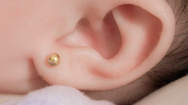 Why You Should Avoid Having Your Child's Ears Pierced in Malls