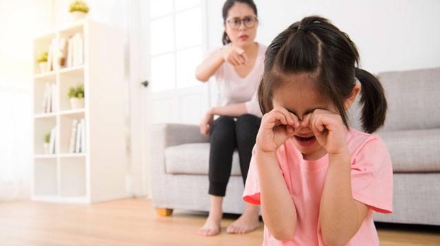 7 Signs You Are Turning Into a Toxic Parent