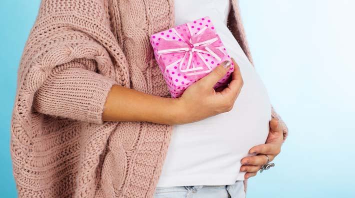10 Postpartum Essentials for the Expectant Mom