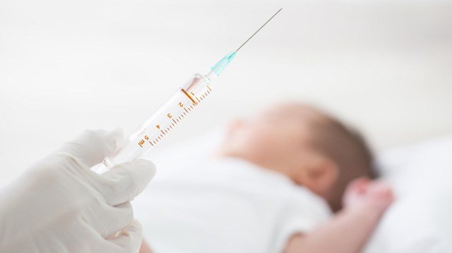 Oo, Kailangang Mapabakunahan ng Rotavirus Vaccine Bago Maging 1 Year Old Si Baby
