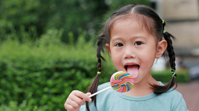 Eating Too Many Sweets Causes Diabetes in Kids: True or False? 