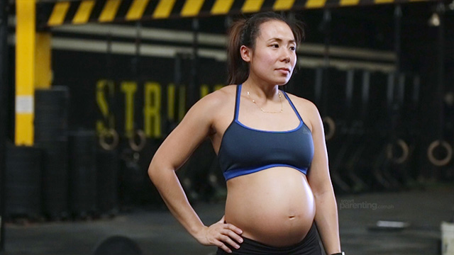 Mom Pregnant With Twins Shows Us Fierce Exercise Moves