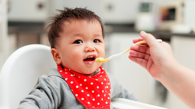 4 Ways to Prevent Your Baby From Growing Up to Be a Picky Eater