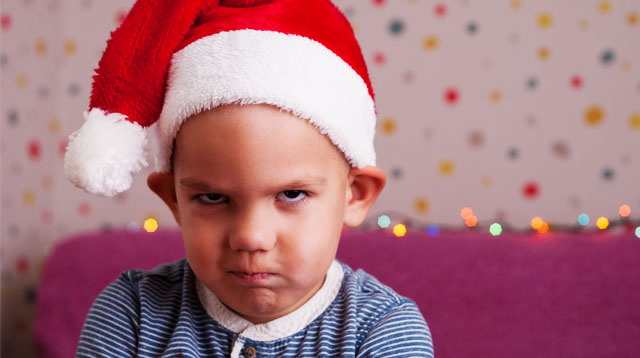 How to Manage When Kids Misbehave or Throw Tantrums at Family Gatherings