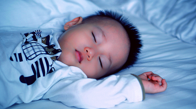 It's Not Too Late to Teach Your 6-Month-Old to Sleep Through The Night