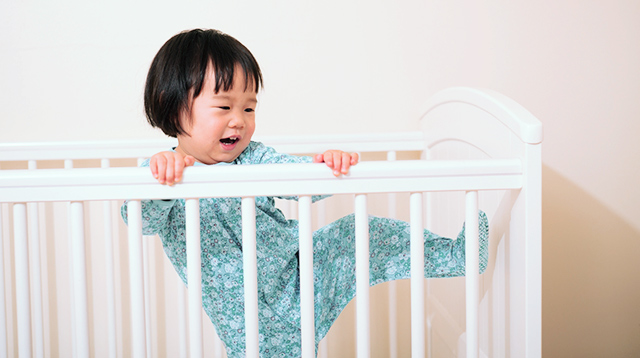 Your Safety Checklist for Cribs: 8 Important Features to Look Out For