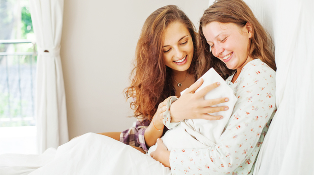 Hang On to Your BFFs, Moms! Science Says Your Friendships Are Good for Your Baby's Brain