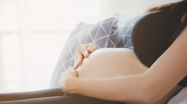 What You Need to Know About Home Births and Why Doctors Advise Against It