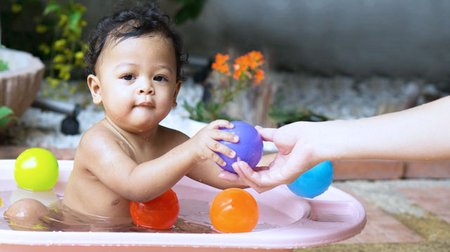 Namamana Ba? There May Be More to a Child's Hand Preference Than His Genes