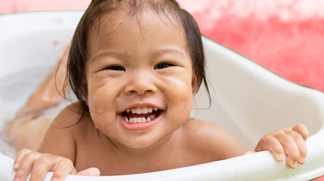 Say Goodbye To Bath Time Troubles! 6 Essentials To Make Baths Fun For Your Toddler