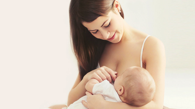 Vitamins For Breastfeeding Moms: Women Share What Worked For Them