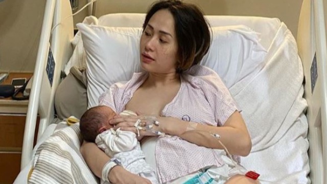 Chariz Solomon Gives Birth, Shares Photo Of Herself In A Maternity Diaper