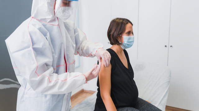 WHO And CDC: Pregnant Women Can Get COVID-19 Vaccine