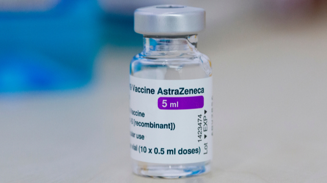 Nakaka-Blood Clot Nga Ba? Here's What Experts Have To Say About AstraZeneca's Vaccine