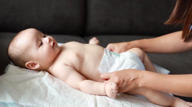 New Parent Guide: How To Ace Diaper Changes (And The 'Wee' Surprises That Can Happen)