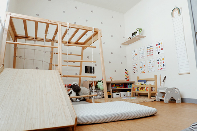 Couple Creates Montessori-inspired Playroom For Toddler