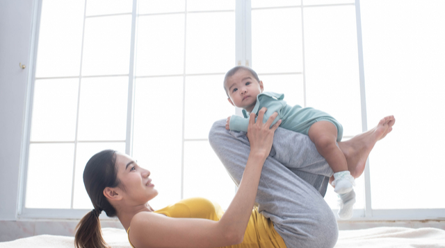 Here's The Answer To Nursing Moms' Top Question: How To Lose Weight While Breastfeeding
