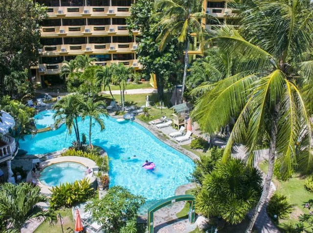 7 Best Boracay Hotels And Resorts According To Parents