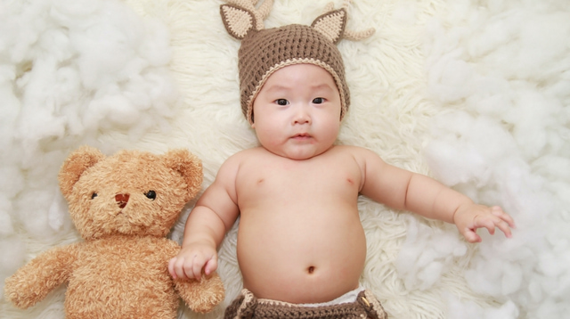 Infant Developmental Milestones Month By Month: Here's What You Can Expect For 0-12 Months