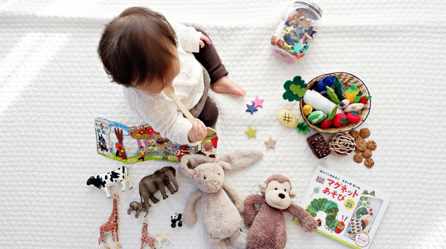 Out Of Play Ideas? Here Are Fun And Affordable Activities For Your 12-Month-Old At Home