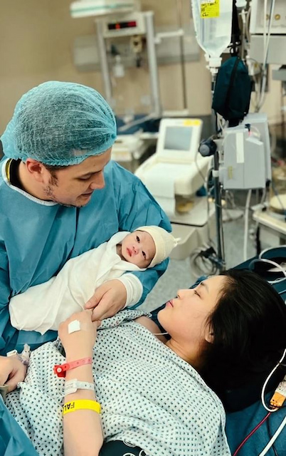 Toni Gonzaga, Paul Soriano Reveal Baby Polly's Face