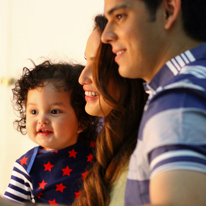 PHOTOS: Richard, Sarah and Baby Zion Behind-the-Scenes