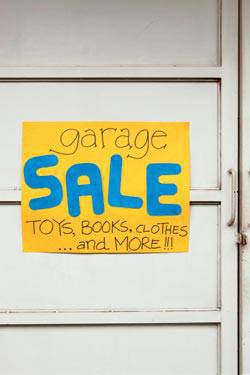 Declutter and Earn Extra Cash the Quick Way: Organize a Garage Sale