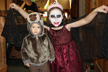 kids Halloween costumes