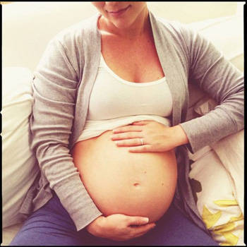 pregnant tummy
