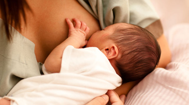 Top of the Morning: Breastfeeding Preemies Reduces Risk Serious Eye Condition