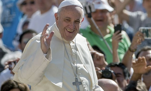 Top of the Morning: Pope Francis Receives 2016 International Prize