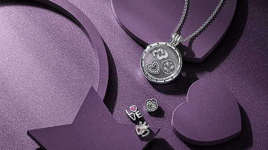 Pandora floating locket hot sale necklace charms