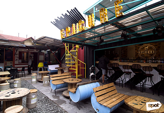 Food Parks in Metro Manila: Must Try and Budget Friendly - YarD2