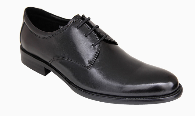 Here Are The Six Essential Shoe Styles for Men