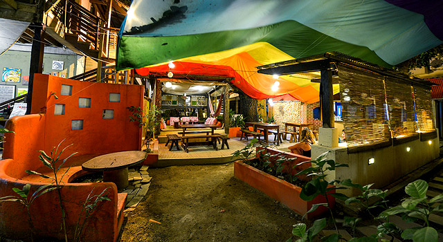 10 Cool Themed Hostels Around the Philippines