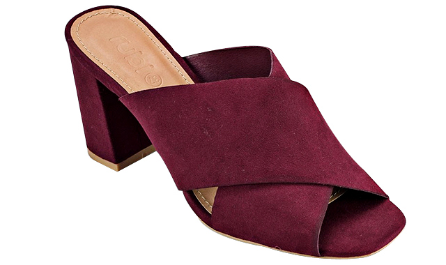 trendy mule shoes
