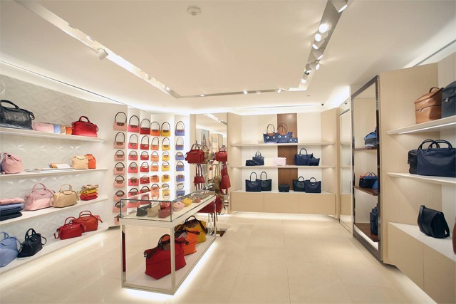 Longchamp store store manila