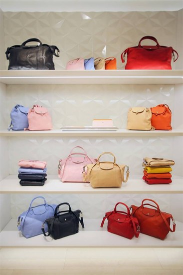 Longchamp Opens New Boutique at Rustan 