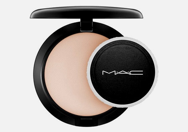 Best oil deals absorbing face powder