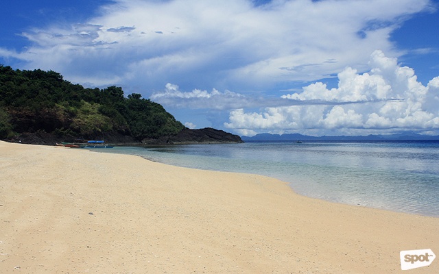 Visit Palumbanes Islands When in Catanduanes