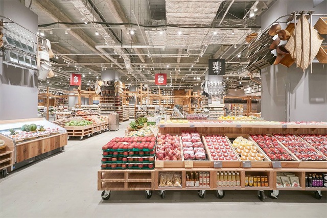 MUJI's Largest Store at Aeon Mall in Osaka, Japan