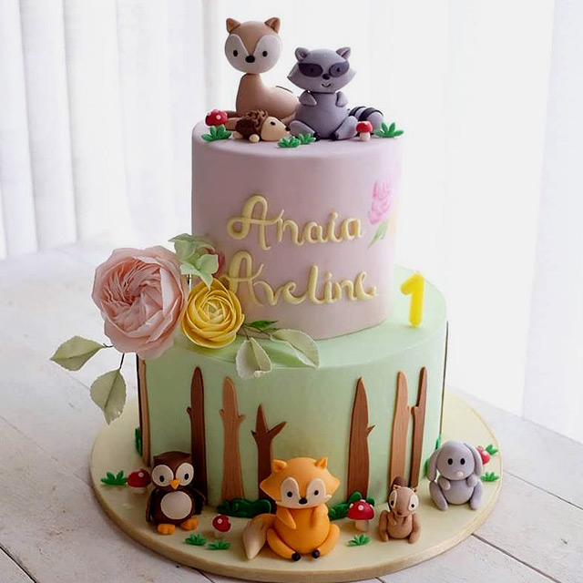 Customized cakes and other bake products in Manila | QuadaPH