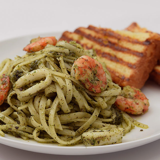 Contis Linguine in Pesto Sauce with Seafood