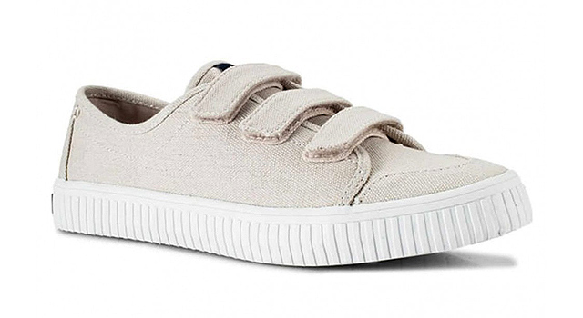 The Sneakers to Wear, According to Your Zodiac Sign