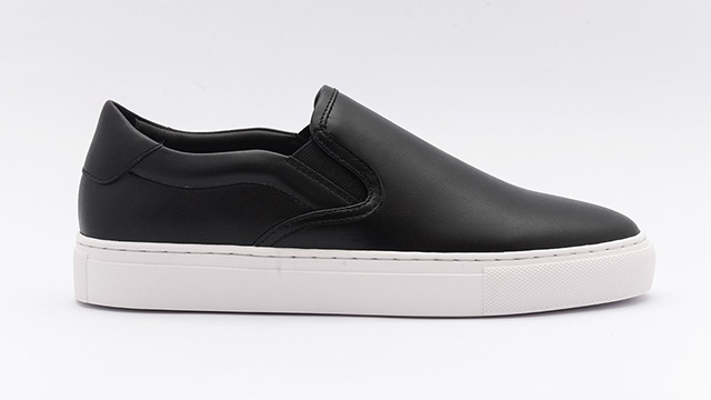 Local Brand AVG Supply Makes Gorgeous Minimalist-Chic Sneakers